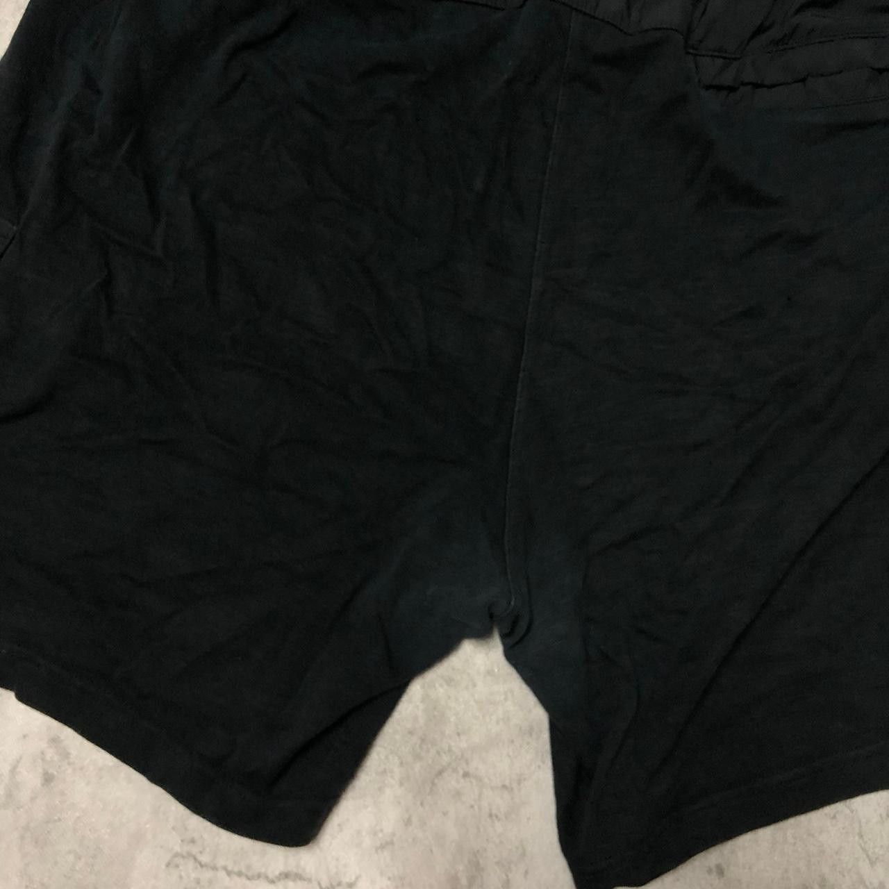 Nike Nike black cargo shorts #athleisure Size US XL / EU 56 / 4 - 5 Thumbnail