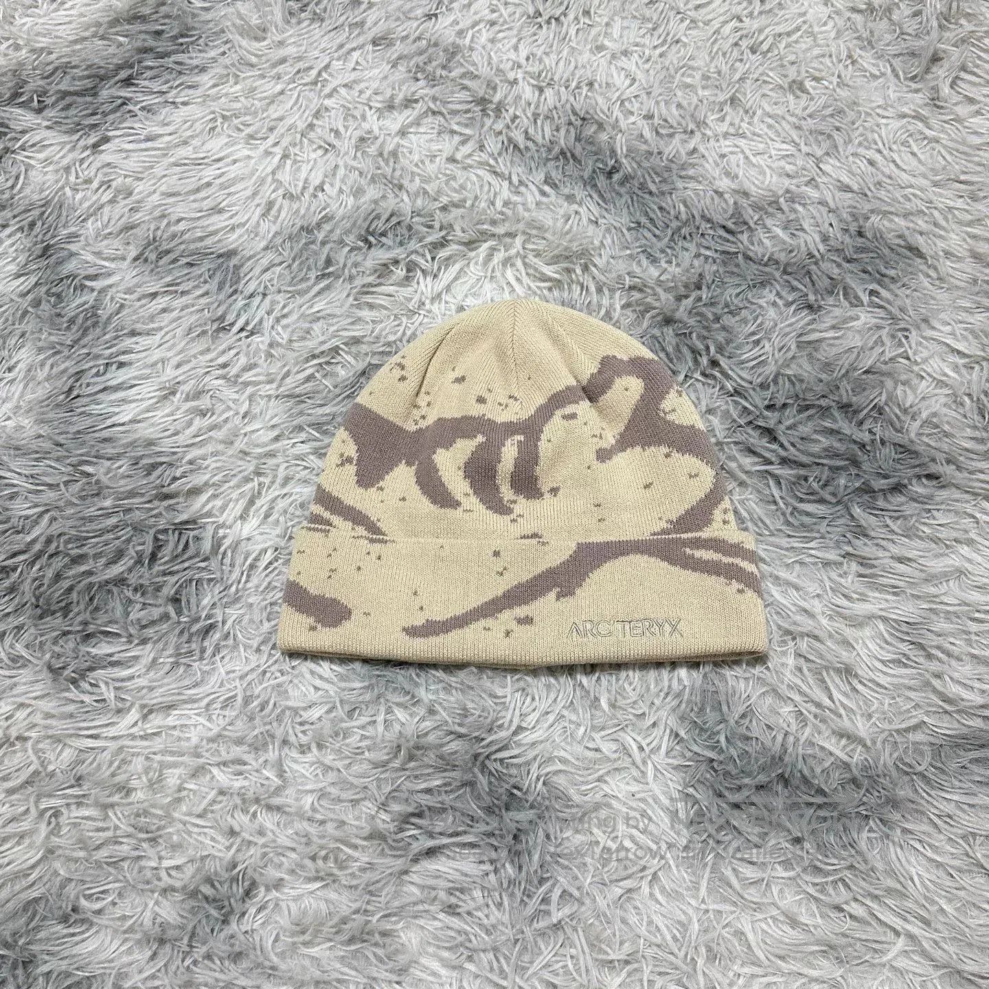 Arc'teryx Grotto Toque Cold Hat by Arcteryx. Size ONE SIZE - 2 Thumbnail