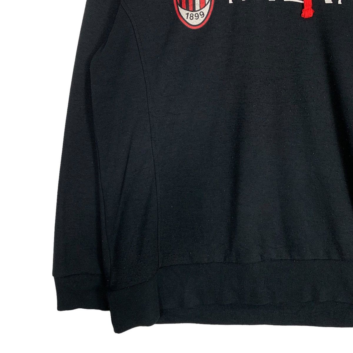 Vintage AC MILAN Big Logo Pullover Hoodies Size 4L #0592-C28 Size US XL / EU 56 / 4 - 6 Thumbnail