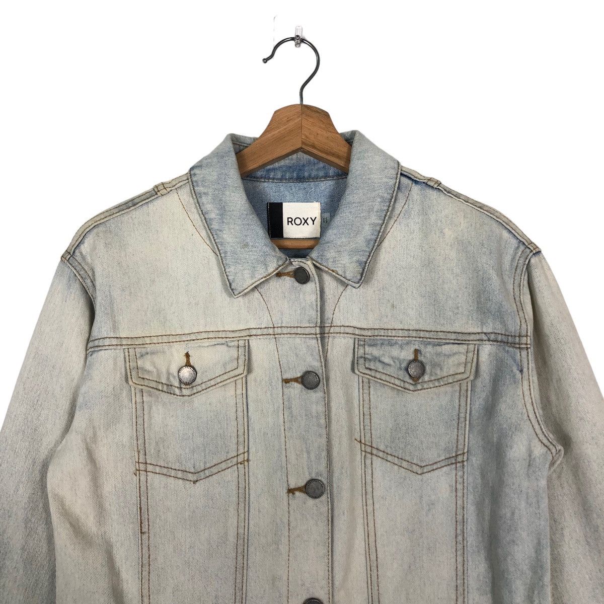 Japanese Brand 🔥Rare Acid Wash Design Denim Trucker Jacket Roxy Japan Size US S / EU 44-46 / 1 - 2 Thumbnail
