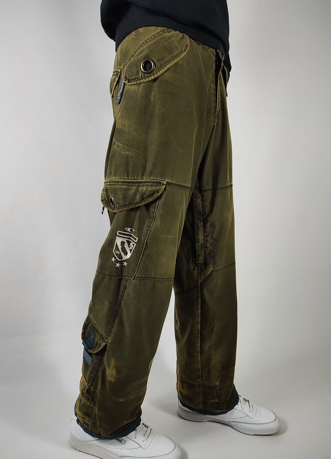 image of Oneill x Ski Y2K O’Neill Multipocket Cargo Distressed Ski Pants in Acid Green, Men's (Size 30)