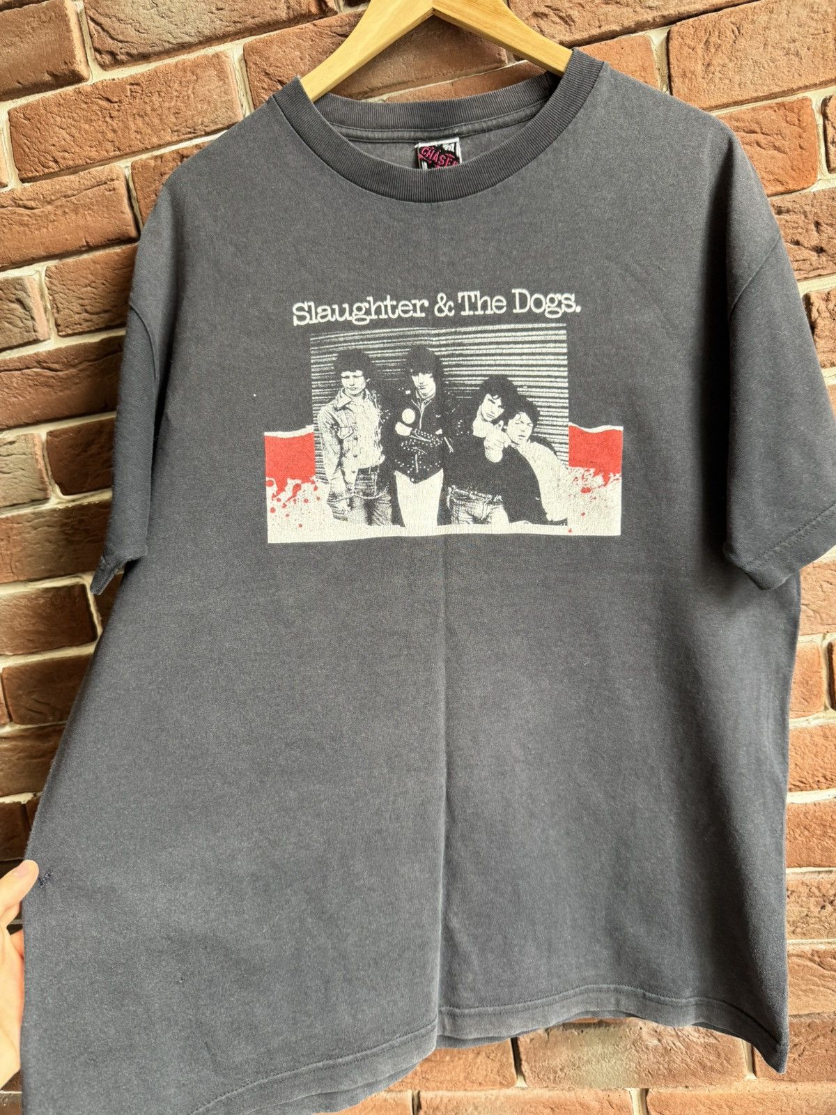 Band Tees Vintage Slaughter and The Dogs Sun Faded Punk Rock Band Tee Size US L / EU 52-54 / 3 - 3 Thumbnail