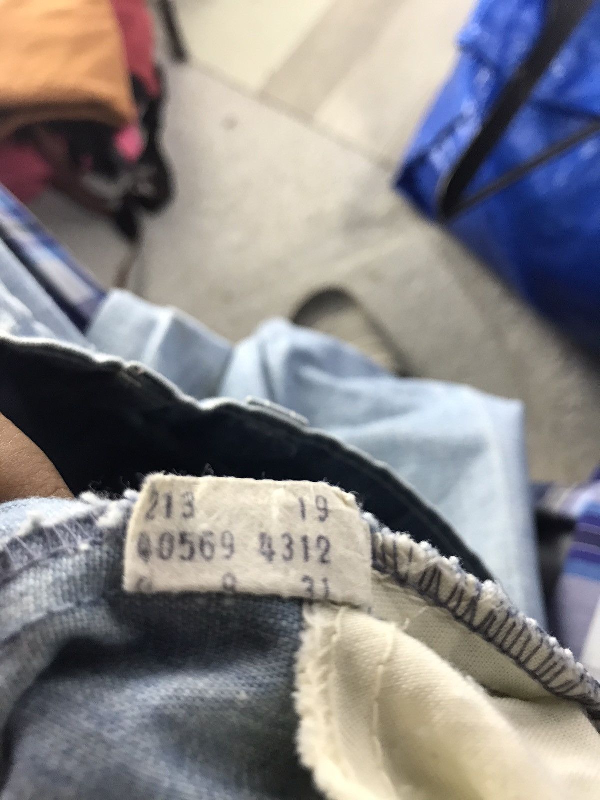 Levi's Vintage Clothing Vintage levis jeans size 35 white tab Size US 35 - 7 Thumbnail