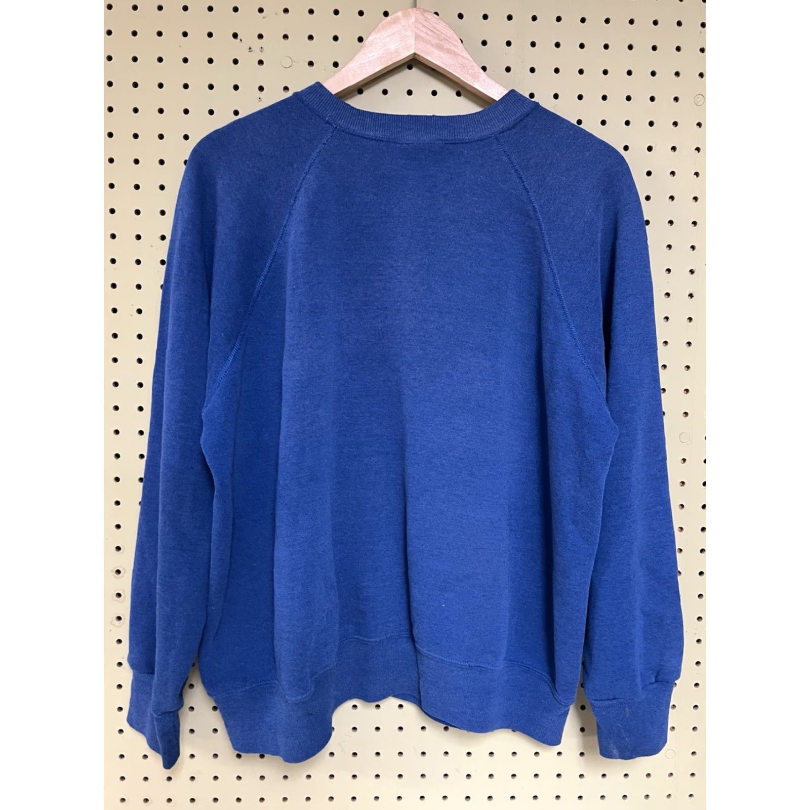 Vintage VINTAGE Bassett-Walker St. Louis Blues Crew Neck Sweatshirt XL Unisex Adults Blue 80s 90s Paws for a Cause Size US XL / EU 56 / 4 - 2 Thumbnail