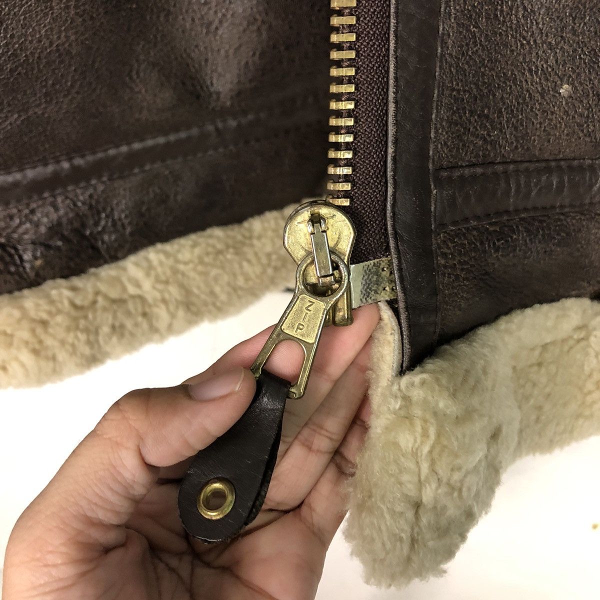 Vintage Vintage Genuine Leather Jacket Shearling Zufolo Issey Miyake Size US L / EU 52-54 / 3 - 17 Thumbnail