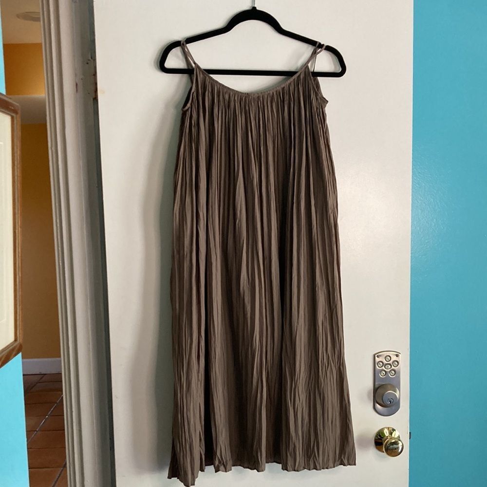 Beams Plus B:MING Beams Womens Crinkle Poly A-Line Dress Taupe Olive "O Size M / US 6-8 / IT 42-44 - 11 Thumbnail
