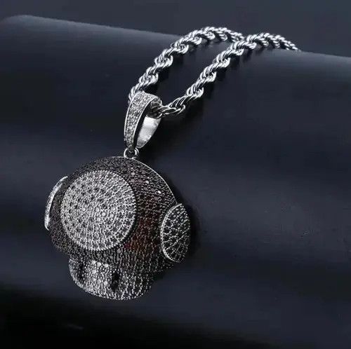 American College x Jewelry Cute Cartoon Mushroom Head Pendant Necklace in Silver, Men's