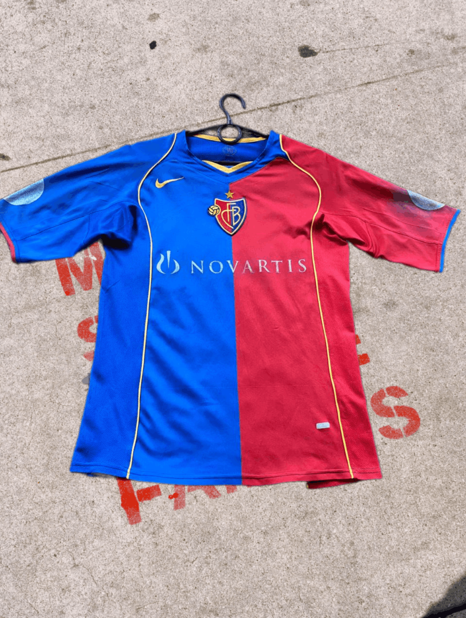 Nike FC BASEL SOCCER JERSEY SWITZERLAND Size US S / EU 44-46 / 1 - 1 Thumbnail
