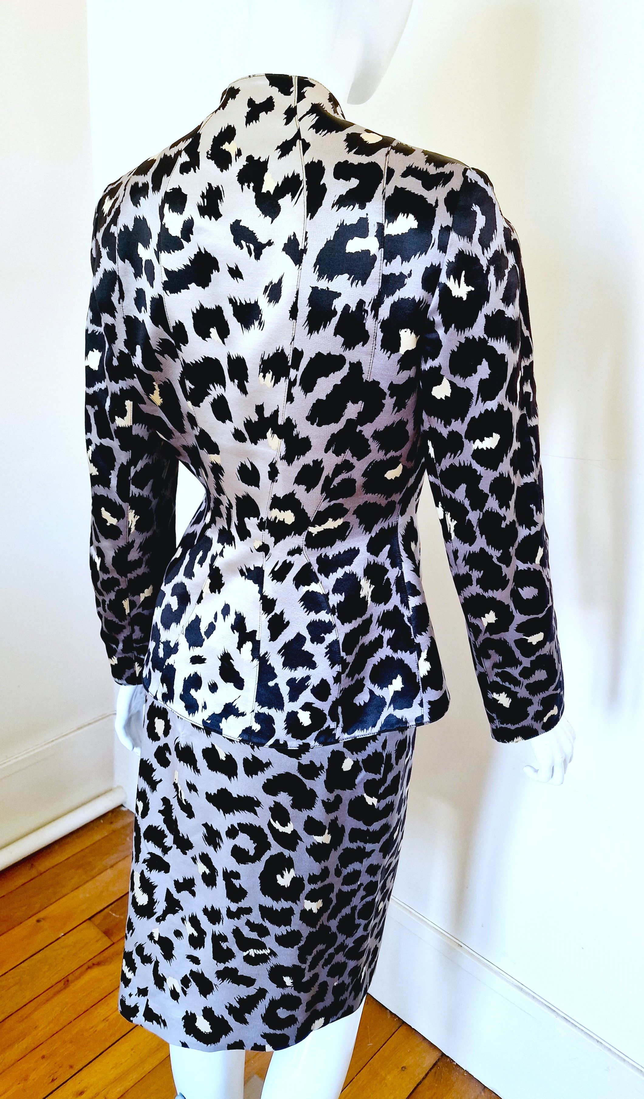 Thierry Mugler Thierry Mugler Couture F/W 2001 Beasts Leopard Dress Suit Size S / US 4 / IT 40 - 8 Thumbnail