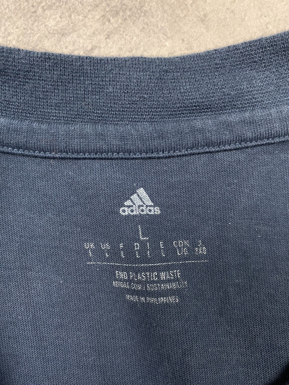 Adidas Adidas Manchester United Fun Team Soccer Jersey Tee Size US L / EU 52-54 / 3 - 9 Thumbnail