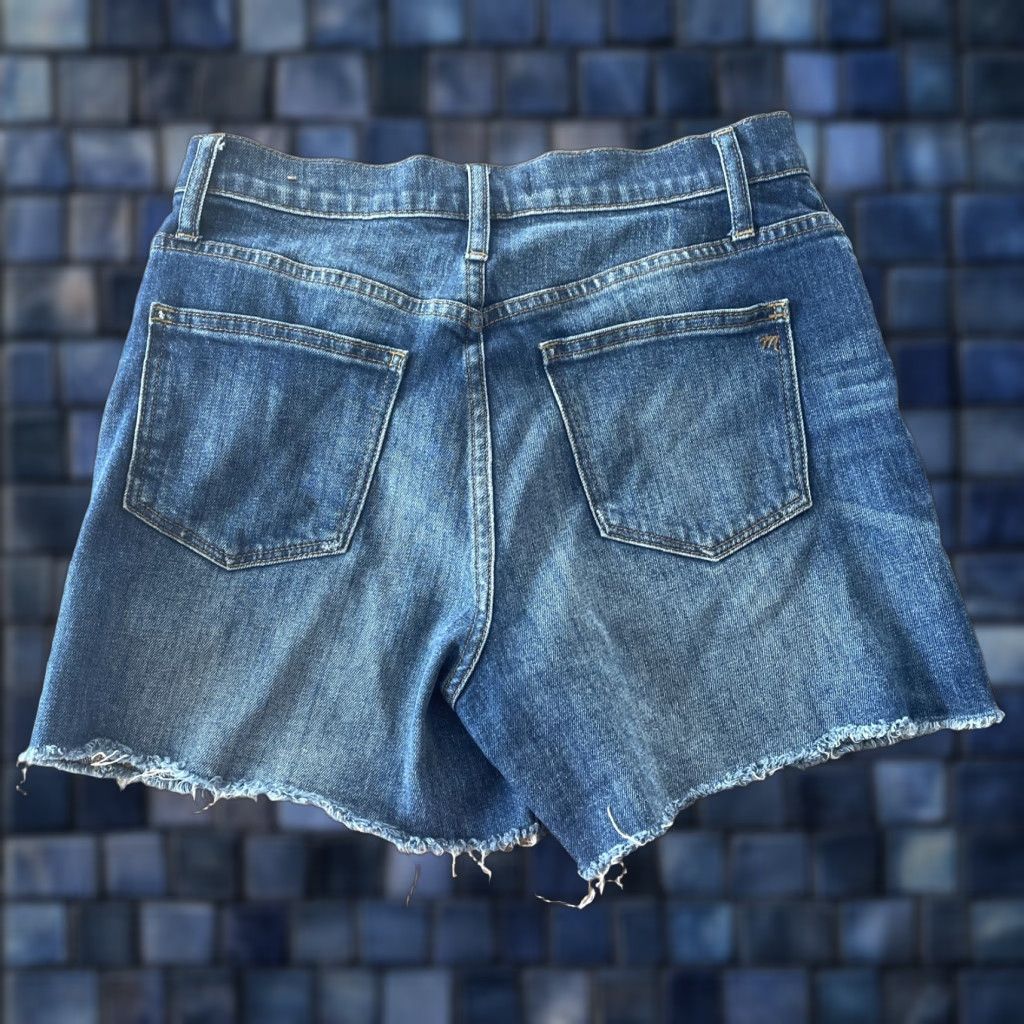 Madewell Madewell Denim Shorts Women 26 Cut Off High Rise Medium Wash 30 Waist Cotton Blend Flat Front Raw Hem 90s Y2K Vintage No Size 26" / US 2 / IT 38 - 1 Thumbnail