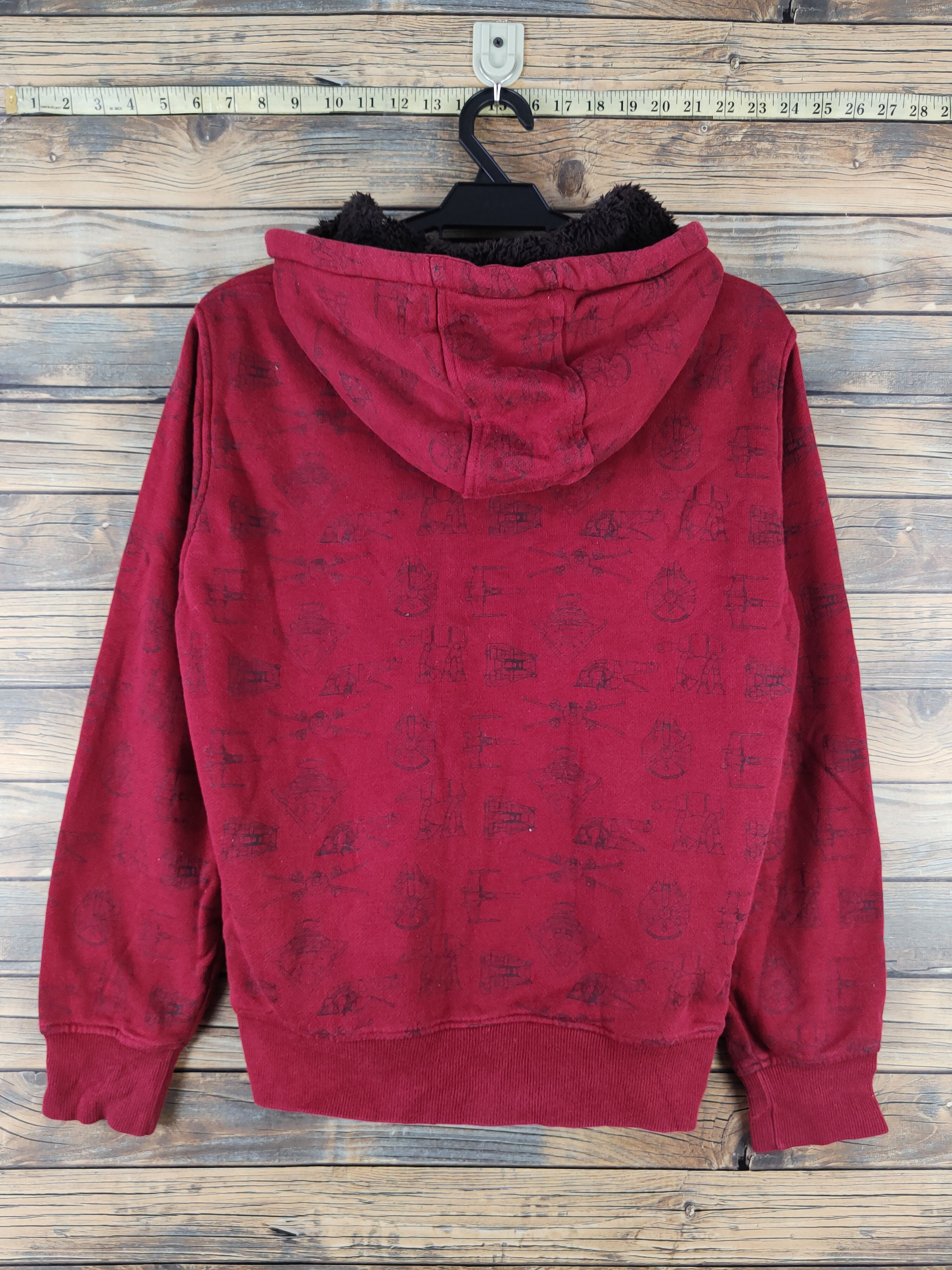 Star Wars DL Uniqlo X Star Wars Hoodie Sweaters #879 Size US M / EU 48-50 / 2 - 9 Thumbnail