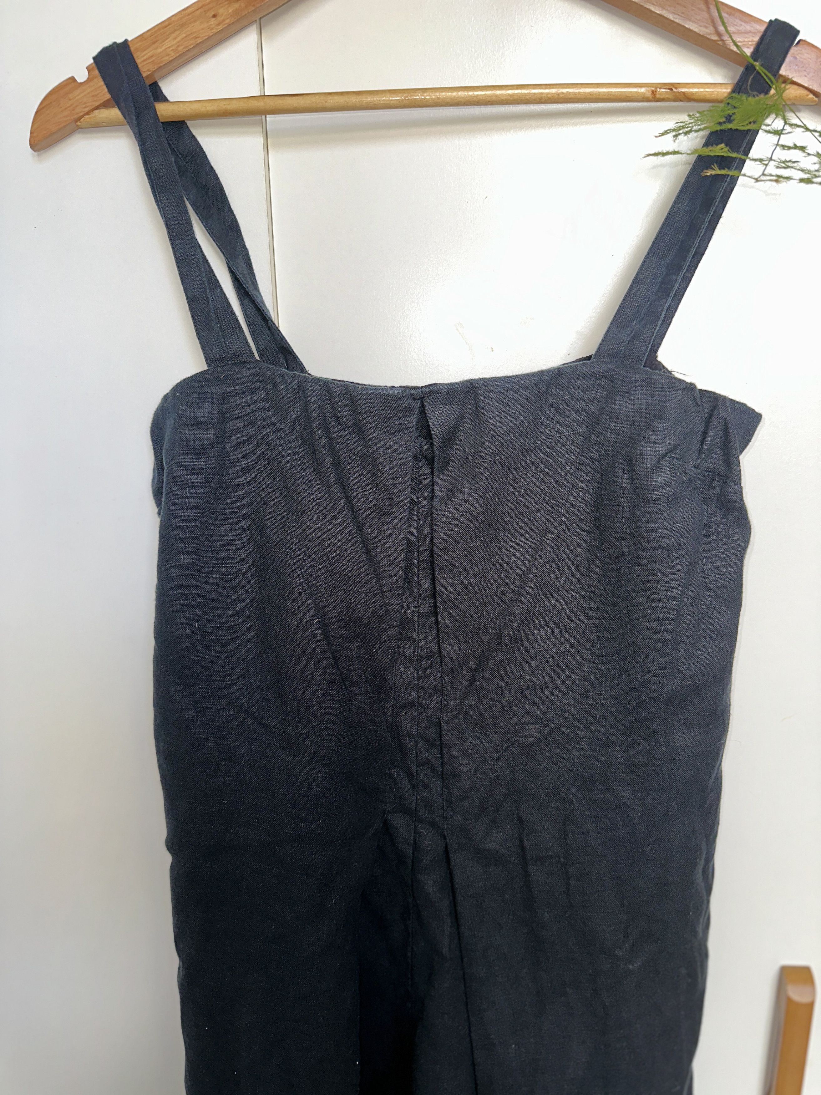 Massimo Dutti Massimo Dutti Black linen jumpsuit Size 32" / US 10 / IT 46 - 2 Thumbnail