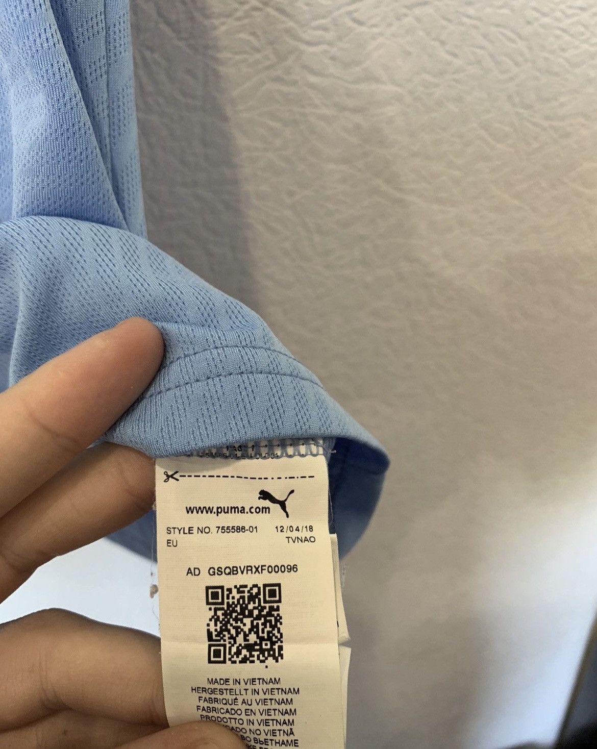 Puma MANCHESTER CITY PUMA 2019/2020 HOME KIT SOCCER JERSEY Size US S / EU 44-46 / 1 - 4 Thumbnail