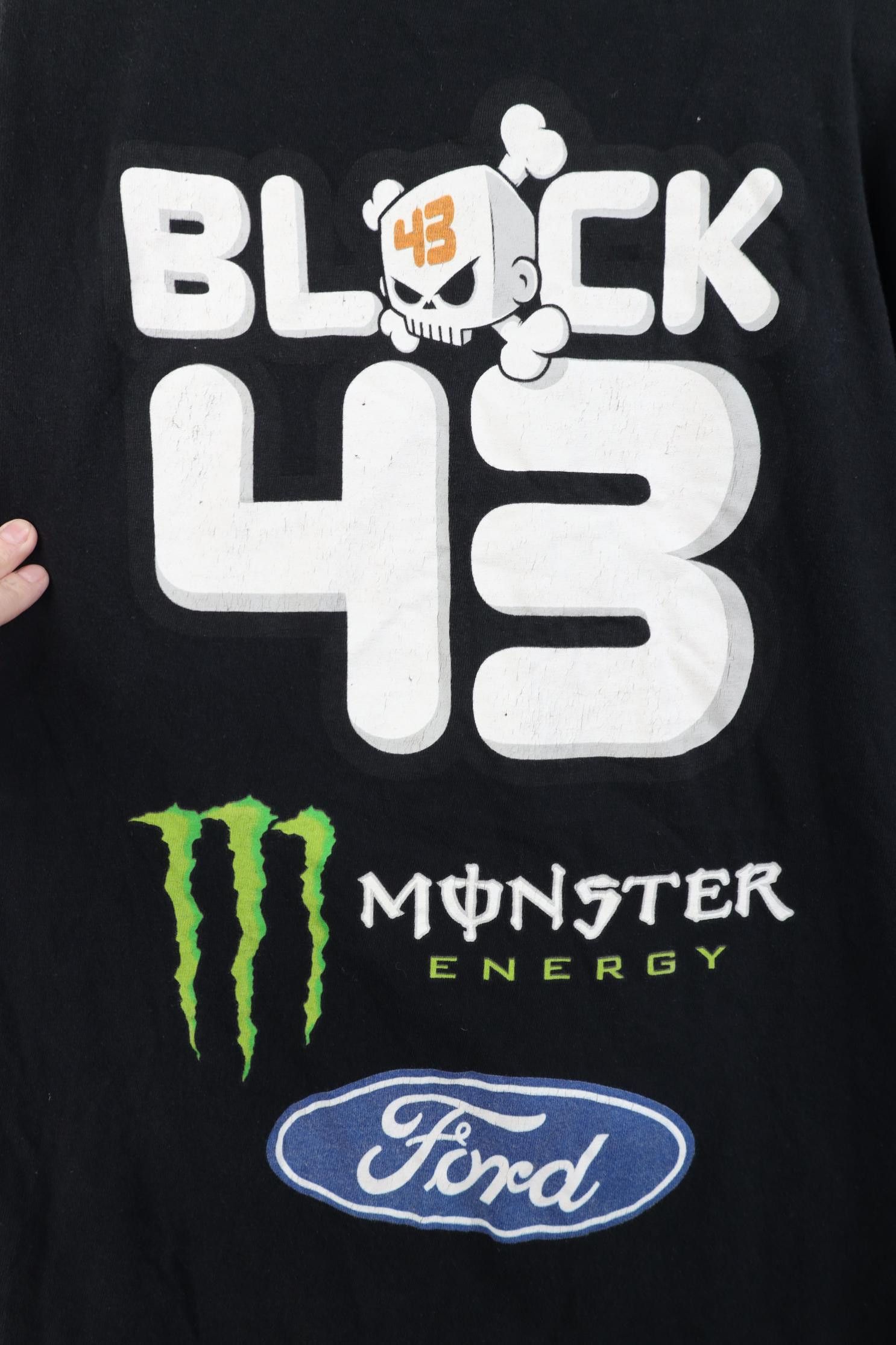 Vintage DC Shoes Monster Energy Drink Ken Block Car Racing T-Shirt Size US L / EU 52-54 / 3 - 12 Thumbnail