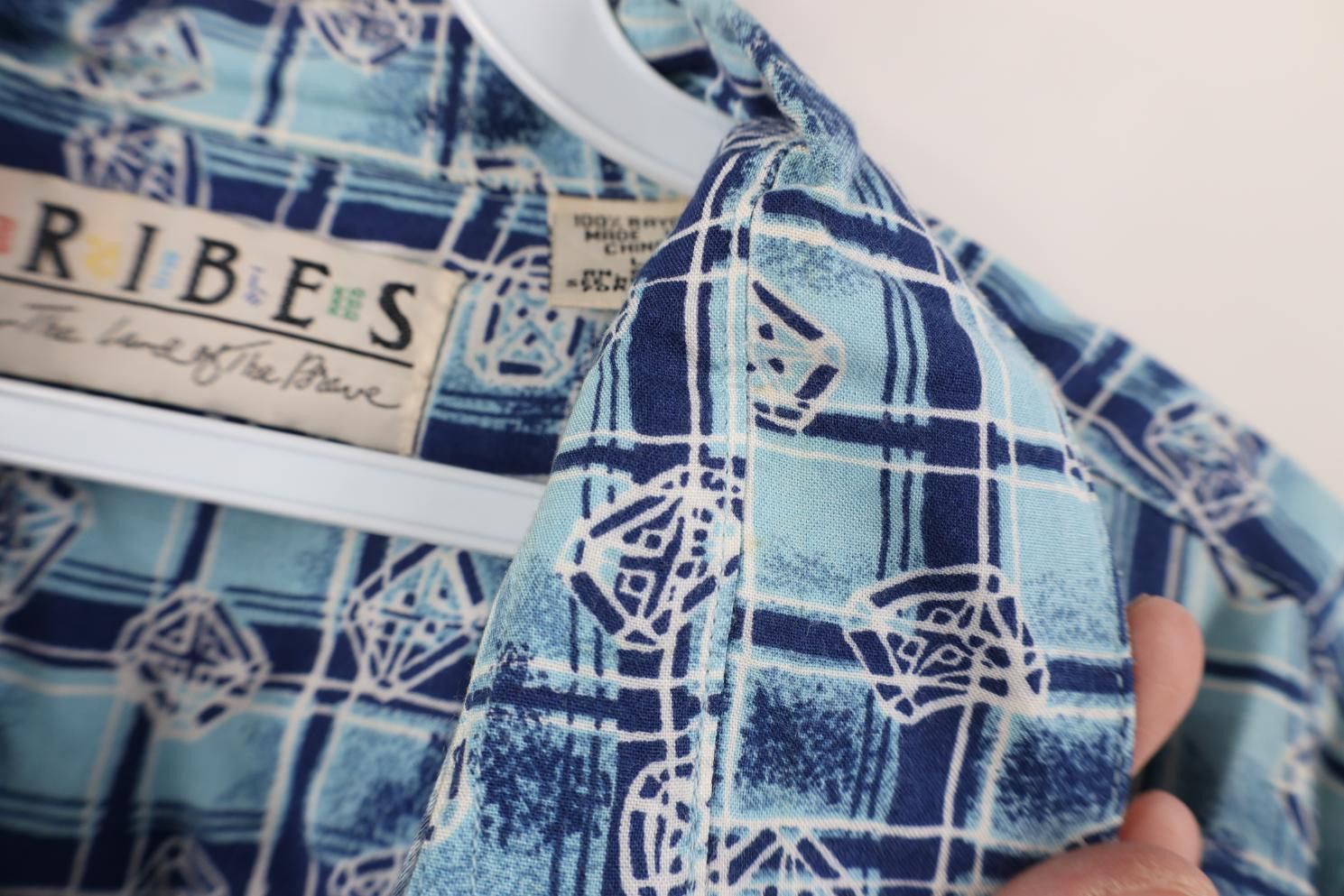 Vintage Vintage 90s Streetwear Gabardine Geometric Button Shirt Blue Size US L / EU 52-54 / 3 - 6 Thumbnail
