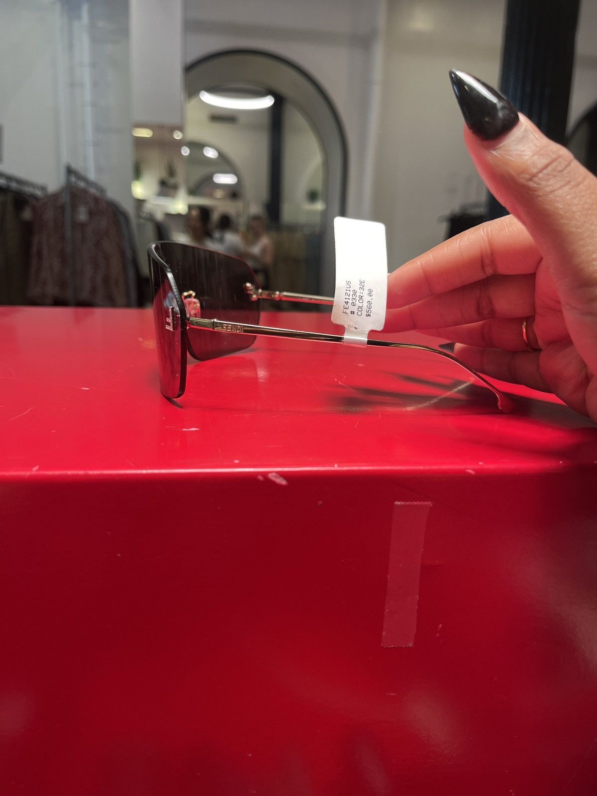 Fendi Oversized women’s Fendi glasses Size ONE SIZE - 4 Thumbnail