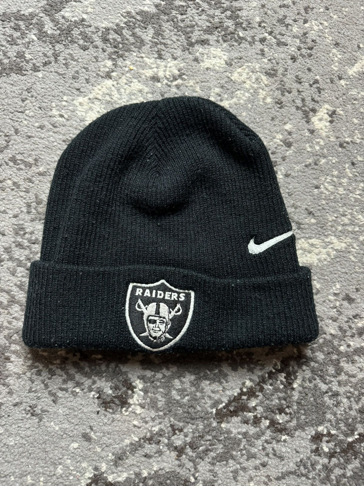 Nike × Vintage Vintage Y2K Nike Las Vegas Oakland Raiders Beanie Hat Cap Size ONE SIZE - 1 Thumbnail