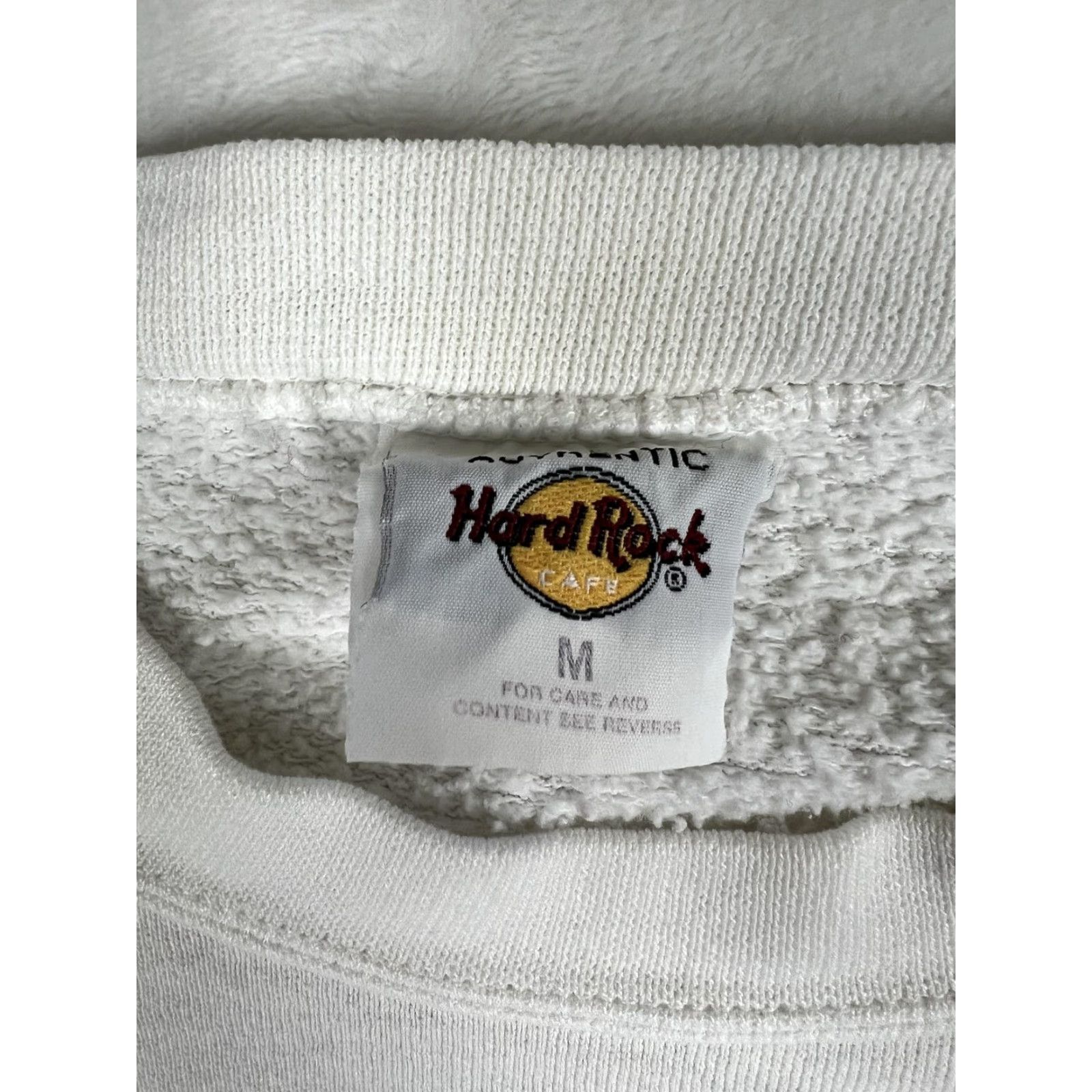Hard Rock Cafe VINTAGE Hard Rock Cafe Sweatshirt Mens M White Graphic Print Pullover Crewneck San Juan City Music Logo Size US M / EU 48-50 / 2 - 3 Thumbnail