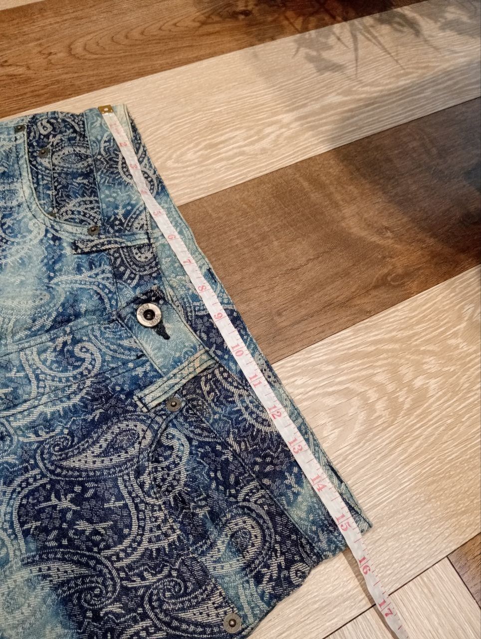 5351 POUR LES HOMMES 5351 POUR LES HOMMES JAPAN BLUE PAISLEY FLARED DENIM PANTS Size US 31 - 14 Thumbnail