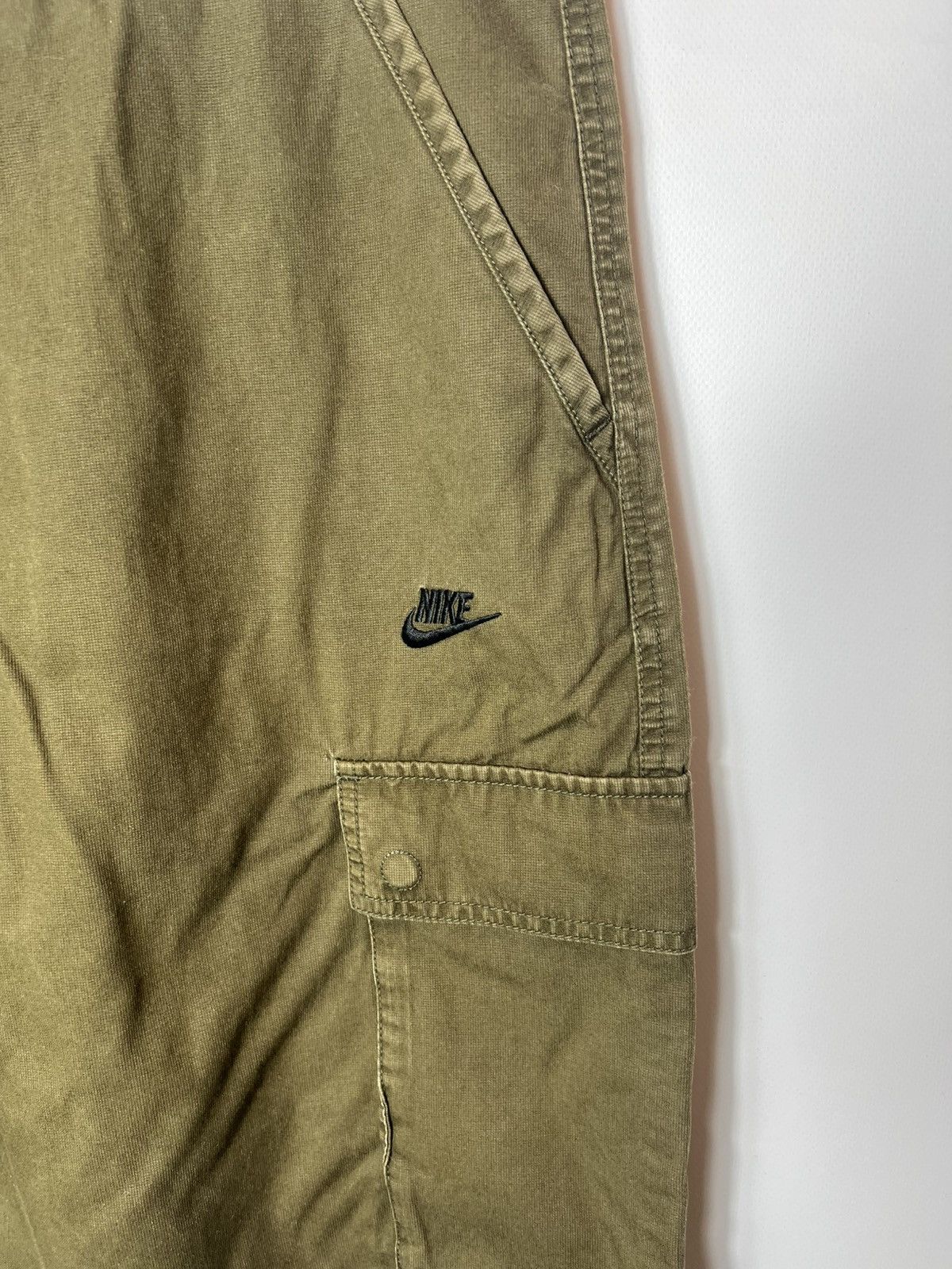 Nike Nike vintage cargo shorts casual streetwear hype y2k Sz XL Size US 36 / EU 52 - 4 Thumbnail