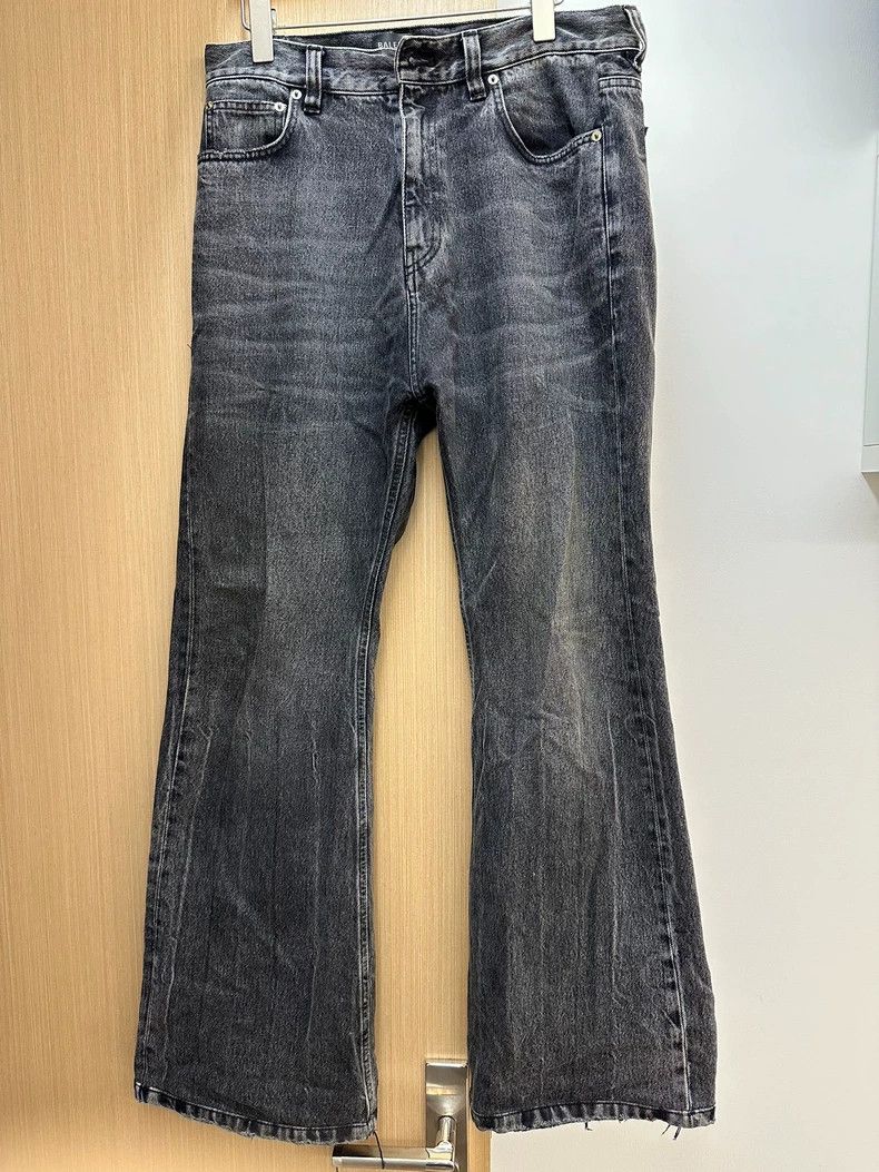 Balenciaga Balenciaga size S Slight Flare Denim Pants Size US 27 - 1 Thumbnail