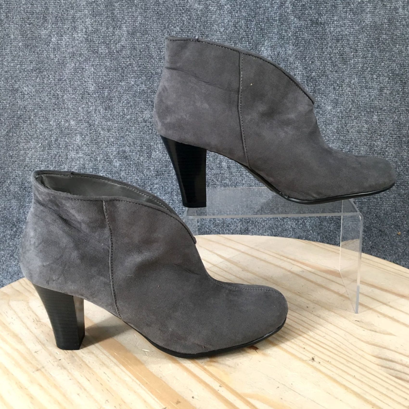 Vintage Aerosoles Gold Role Boots Women 9.5 M Slip On Heeled Bootie Gray Fabric Boots Size US 10 / IT 40 - 2 Thumbnail