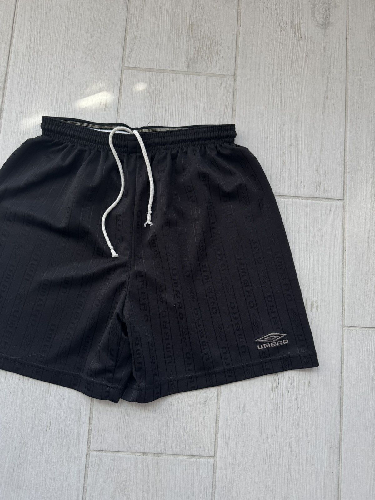 Umbro Vintage 90s Umbro Monogram Football Shorts Black Silver M Size US 32 / EU 48 - 3 Thumbnail