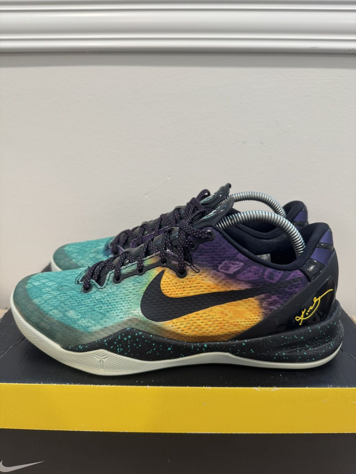 Nike Nike Kobe 8 Easter Size 8.5 Excellent Condition Size US 8.5 / EU 41-42 - 1 Thumbnail