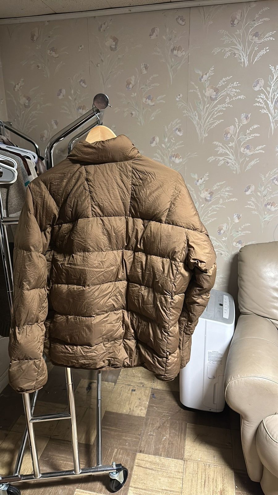 Uniqlo Uniqlo Men’s Ultra Light Down Jacket Brown Size S Size US S / EU 44-46 / 1 - 2 Thumbnail