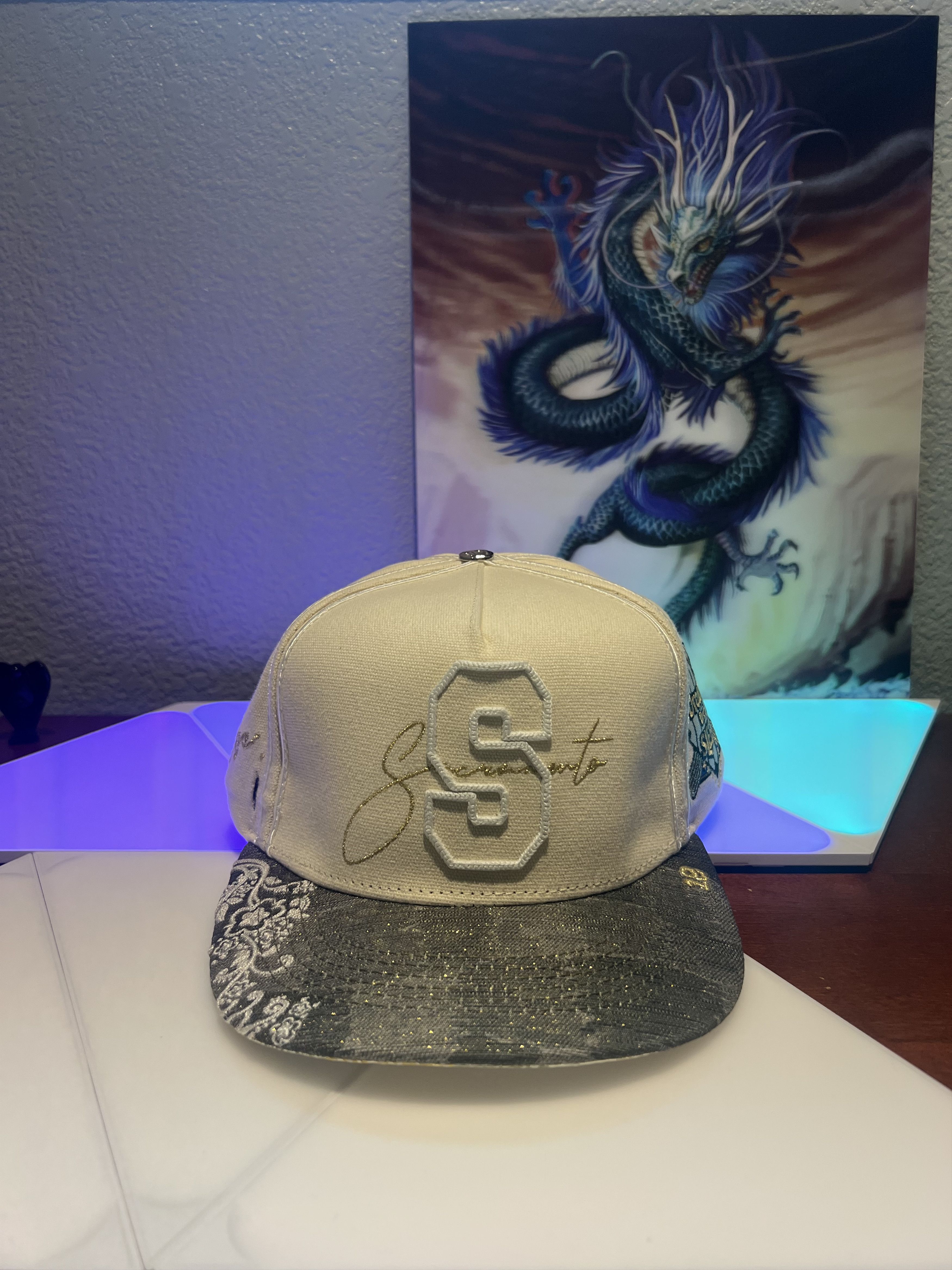 Other OG S: City of Trees “Batter Up” Limited by Dvniel.luu Size ONE SIZE - 1 Thumbnail