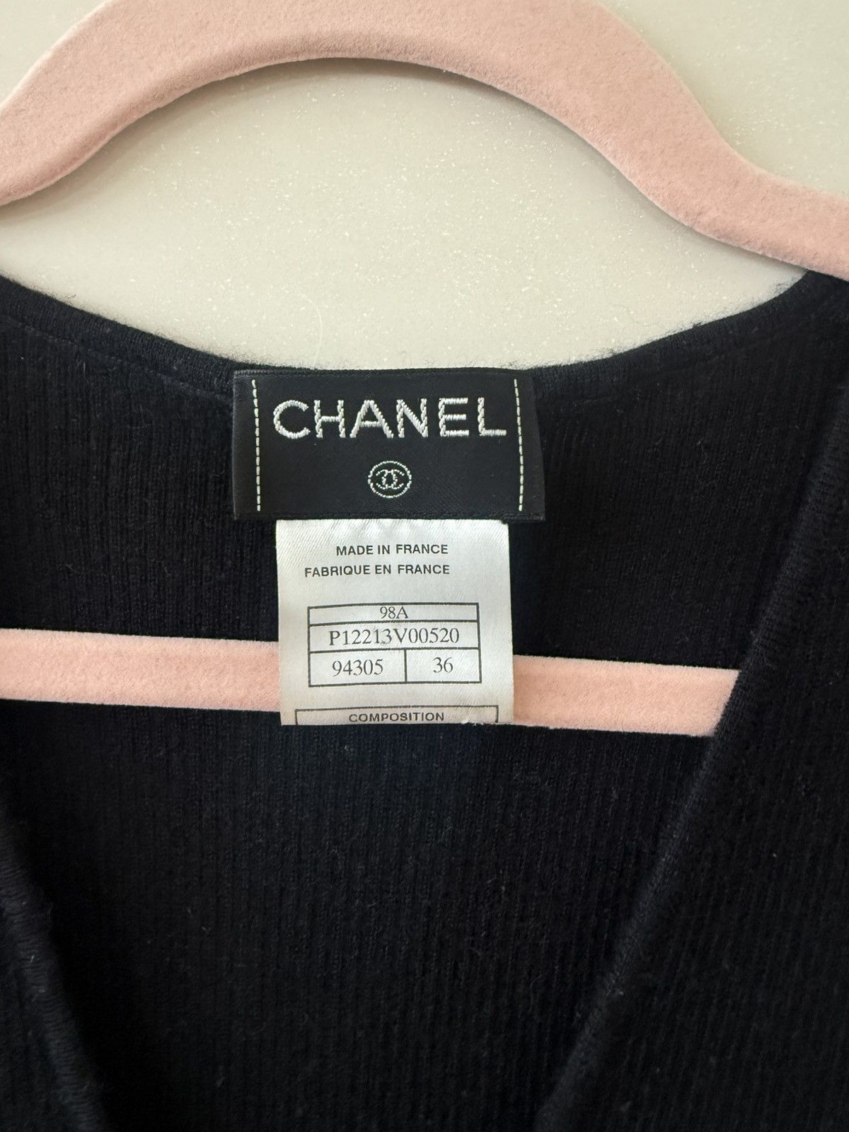 Chanel Vintage black cashmere chanel tank top Size XS / US 0-2 / IT 36-38 - 9 Thumbnail