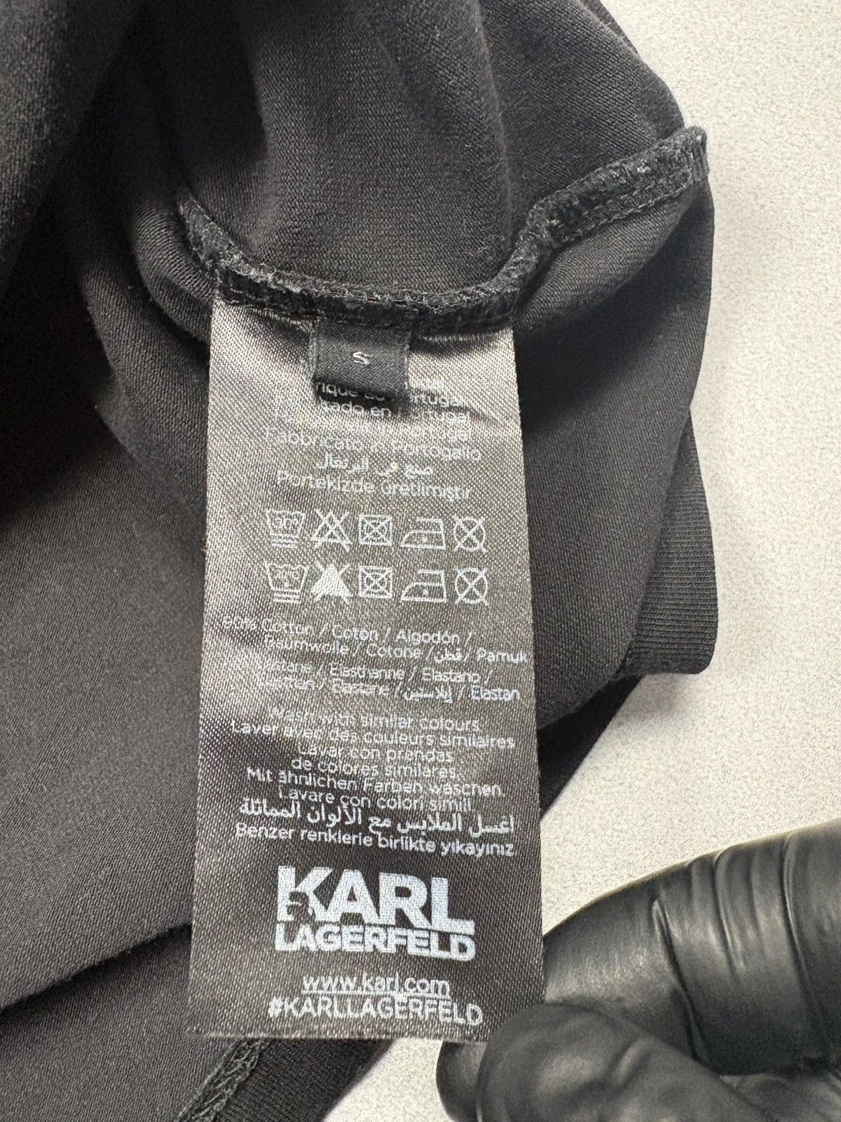 Karl Lagerfeld Karl Lagerfeld Graphic Cat Tee Black Made in Portugal Y2K Size S / US 4 / IT 40 - 11 Thumbnail