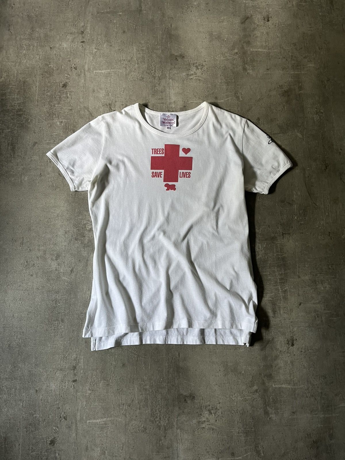 Vivienne Westwood Vintage Vivienne Westwood Trees Save Lives white T-shirt Size US XL / EU 56 / 4 - 1 Thumbnail