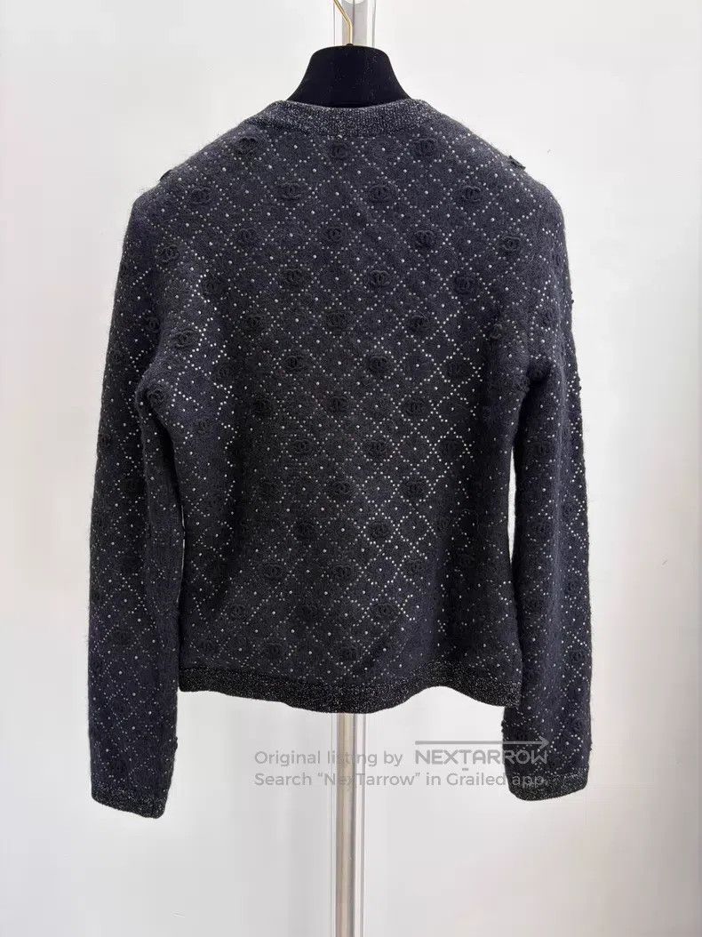 Chanel Chanel Embossed diamond check dark pattern logo cardigan c Size XS / US 0-2 / IT 36-38 - 2 Thumbnail