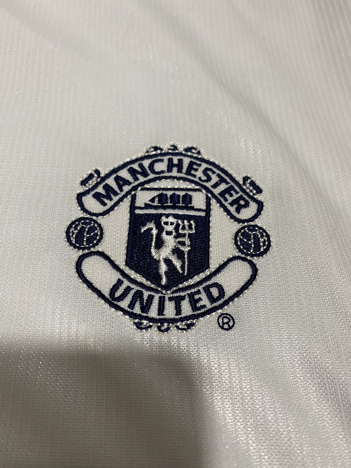 Umbro Manchester United 1999 Away sponsored by sharp⚽️(Deadstock💎) Size US XL / EU 56 / 4 - 9 Thumbnail