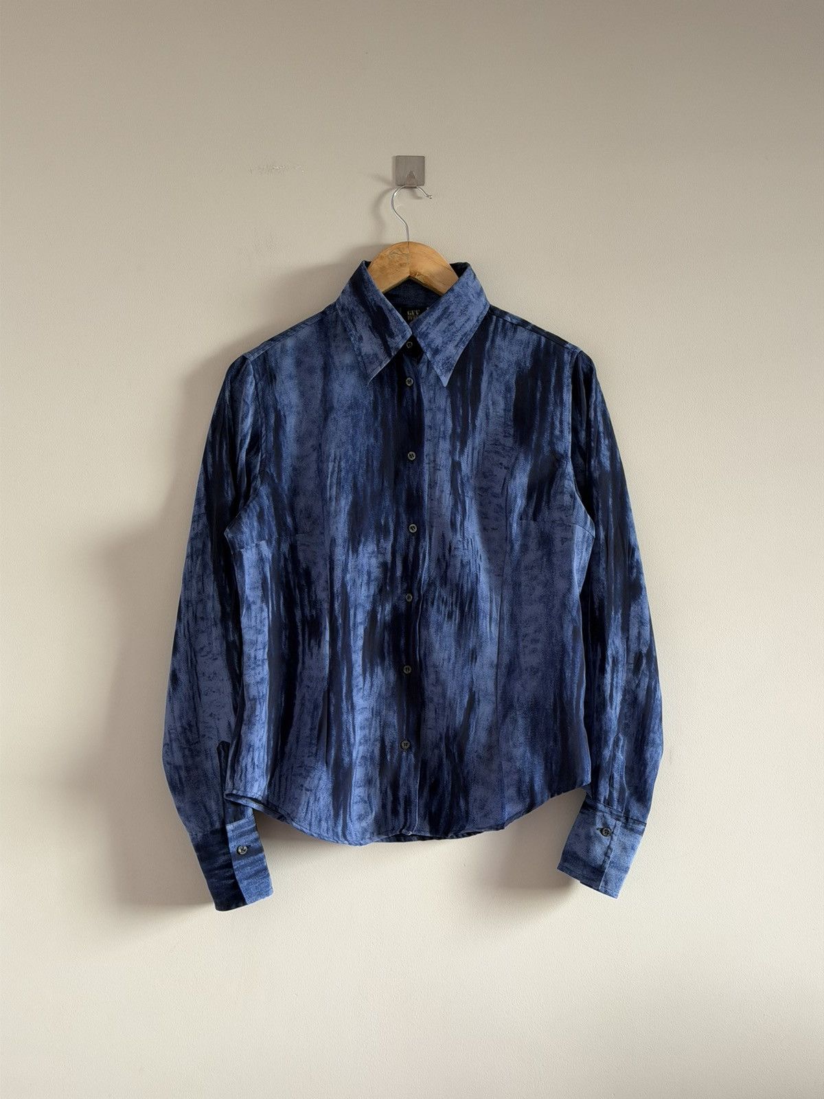 Gianfranco Ferre Vintage Gianfranco Ferré Blue Pattern Shirt Size L / US 10 / IT 46 - 1 Thumbnail