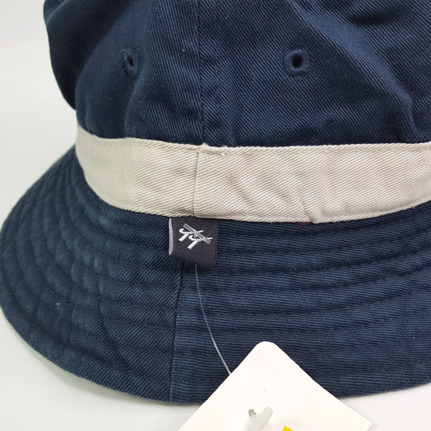 Vintage VINTAGE Town Talk Blue Twill Bucket Hat One Size Men Casual Outdoor Golf Sports 90s Militaria Hat Size ONE SIZE - 7 Thumbnail