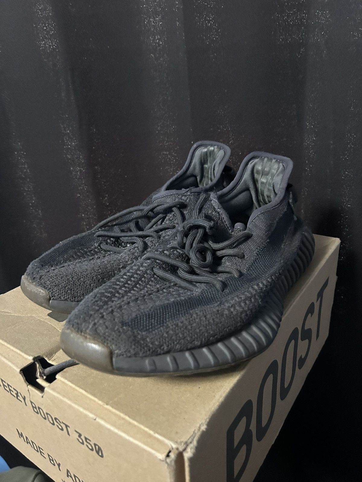 Yeezy Yeezy 350 cinder Size US 8 / EU 41 - 1 Thumbnail
