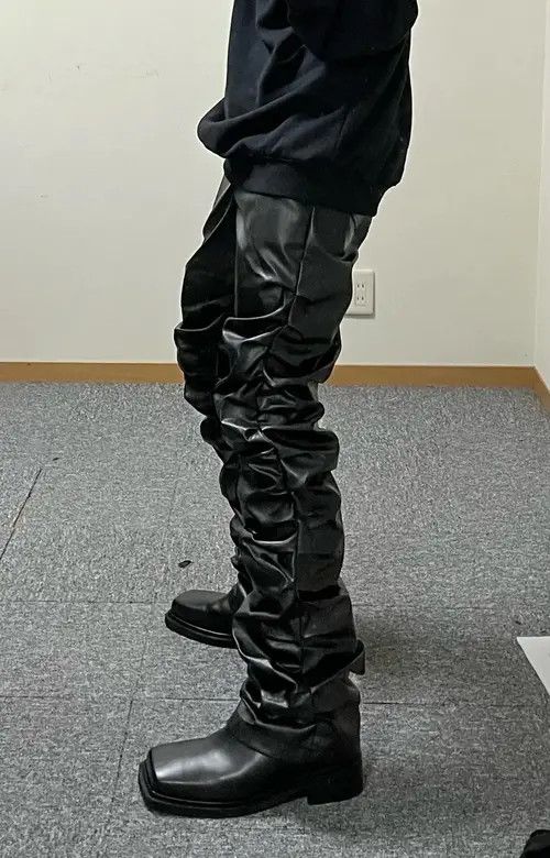 VIBE Loose Ruched Casual Pu Leather Pants Streetwear Punk Rock Size US 31 - 1 Thumbnail