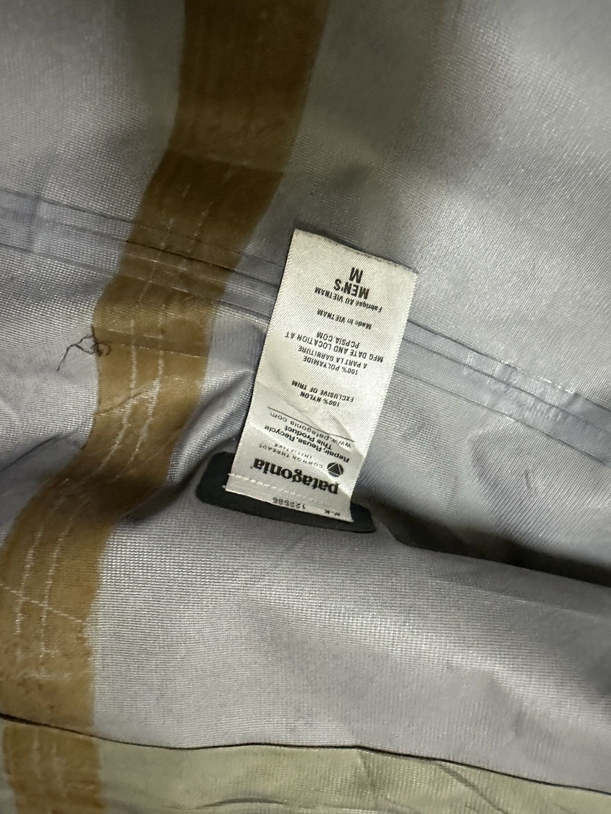 Goretex Patagonia Calcite Goretex WaterProof Jacket Design Size US M / EU 48-50 / 2 - 10 Thumbnail