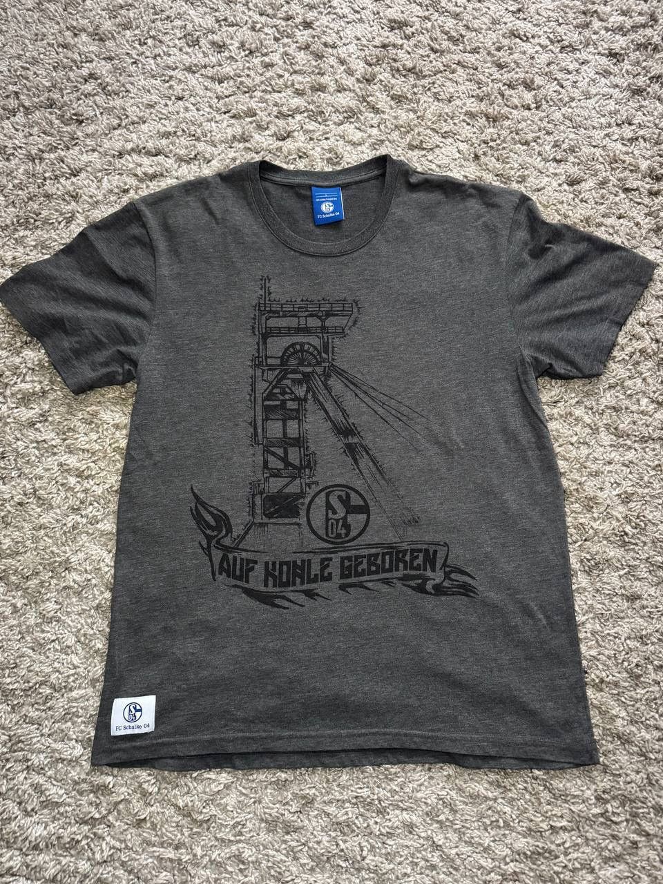 Chelsea Soccer FC Schalke 04 soccer jersey tee Size US L / EU 52-54 / 3 - 1 Thumbnail