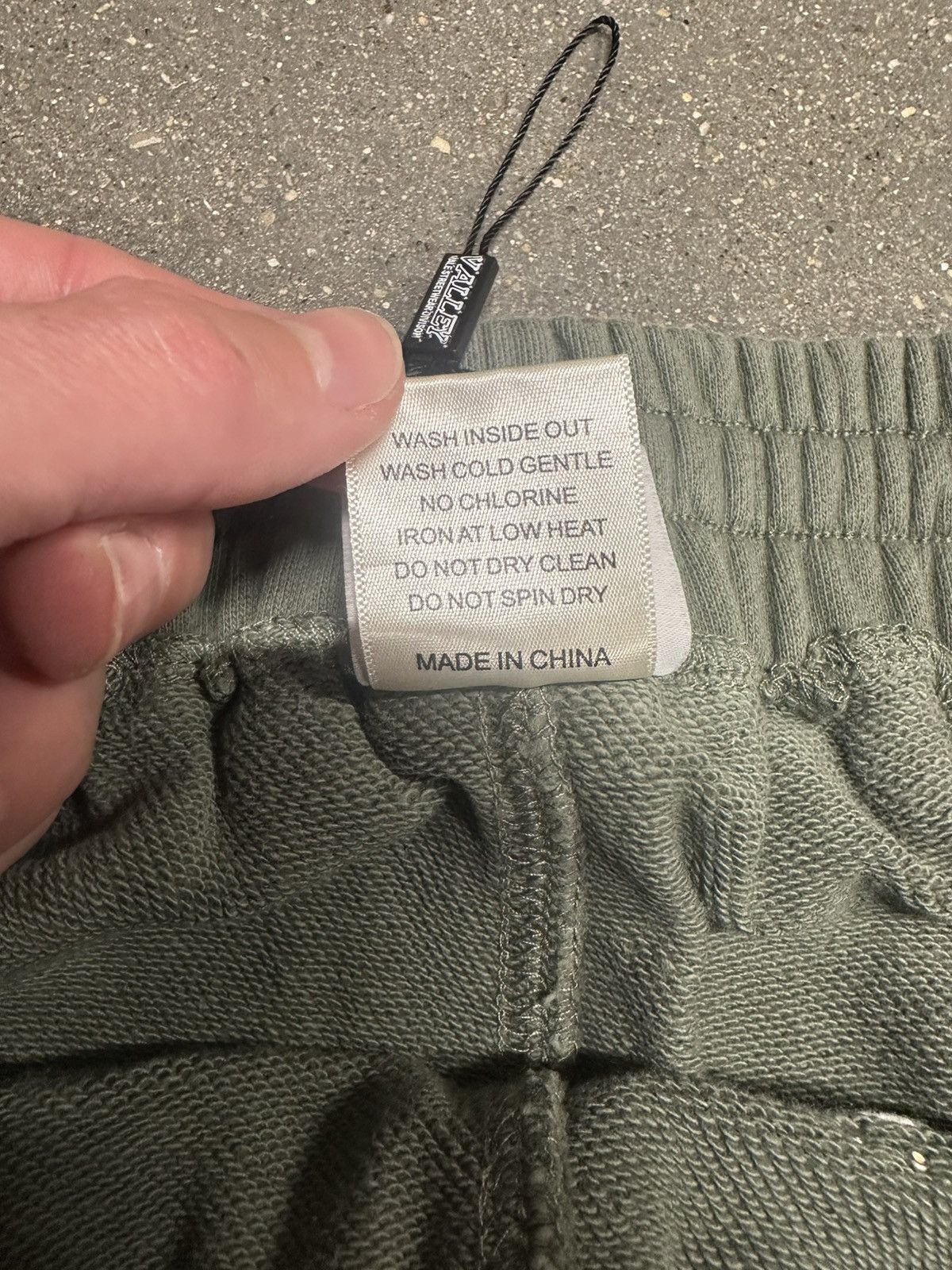 Other Vale forever skittle sweatpants faded green Size US 36 / EU 52 - 5 Thumbnail