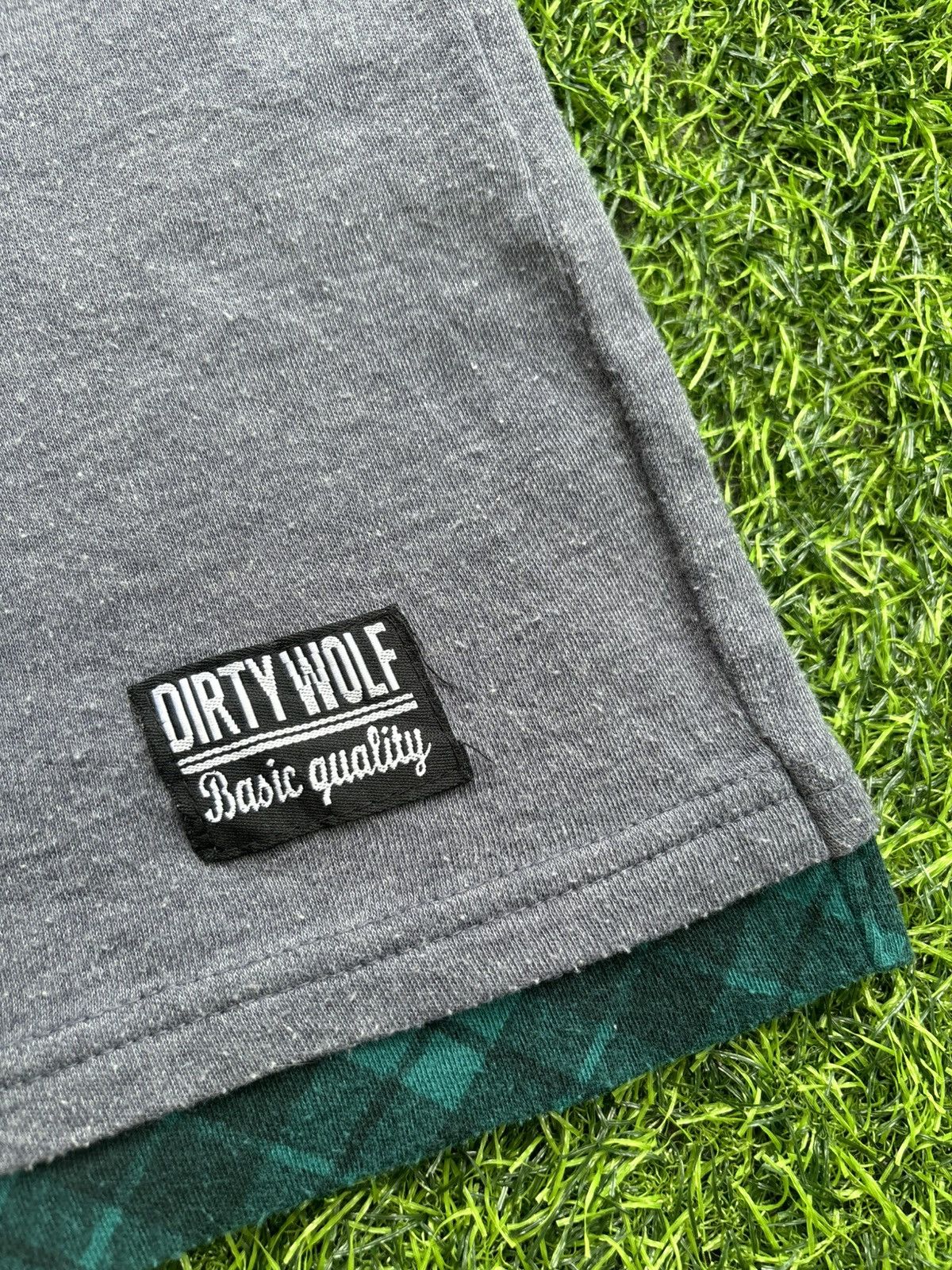 Hysteric Glamour Y2k Dirty Wolf Basic quality Longsleeve Size US M / EU 48-50 / 2 - 7 Thumbnail