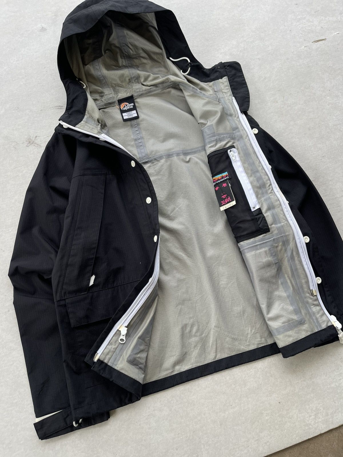 X-Girl X-GIRL x LOWE ALPINE WOMEN'S WATERPROOF HOOD JACKET Size S / US 4 / IT 40 - 6 Thumbnail