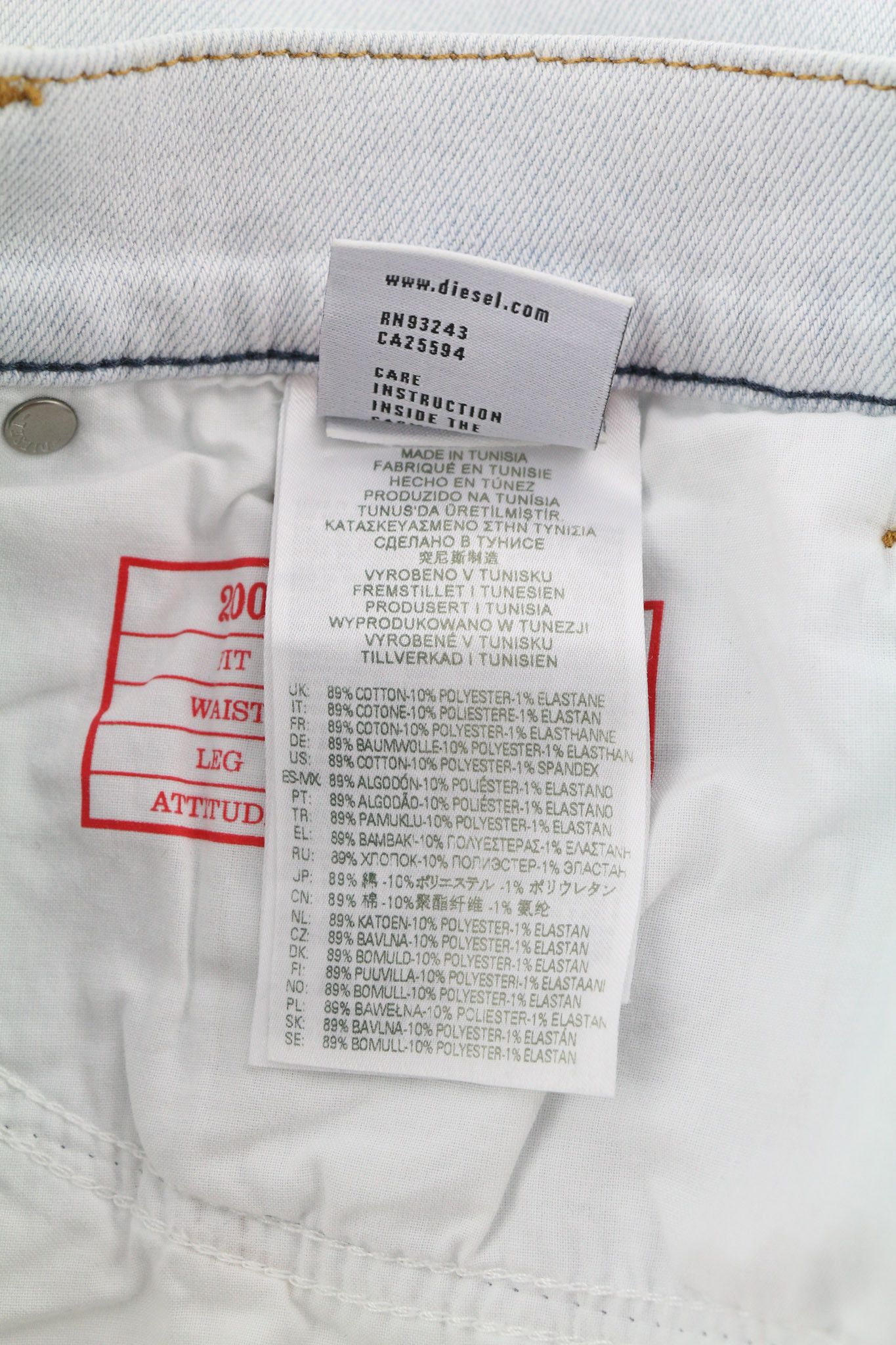 Diesel 2005 D-FINING 09C06 W32/L34 Tapered 40415 Size US 32 / EU 48 - 8 Thumbnail