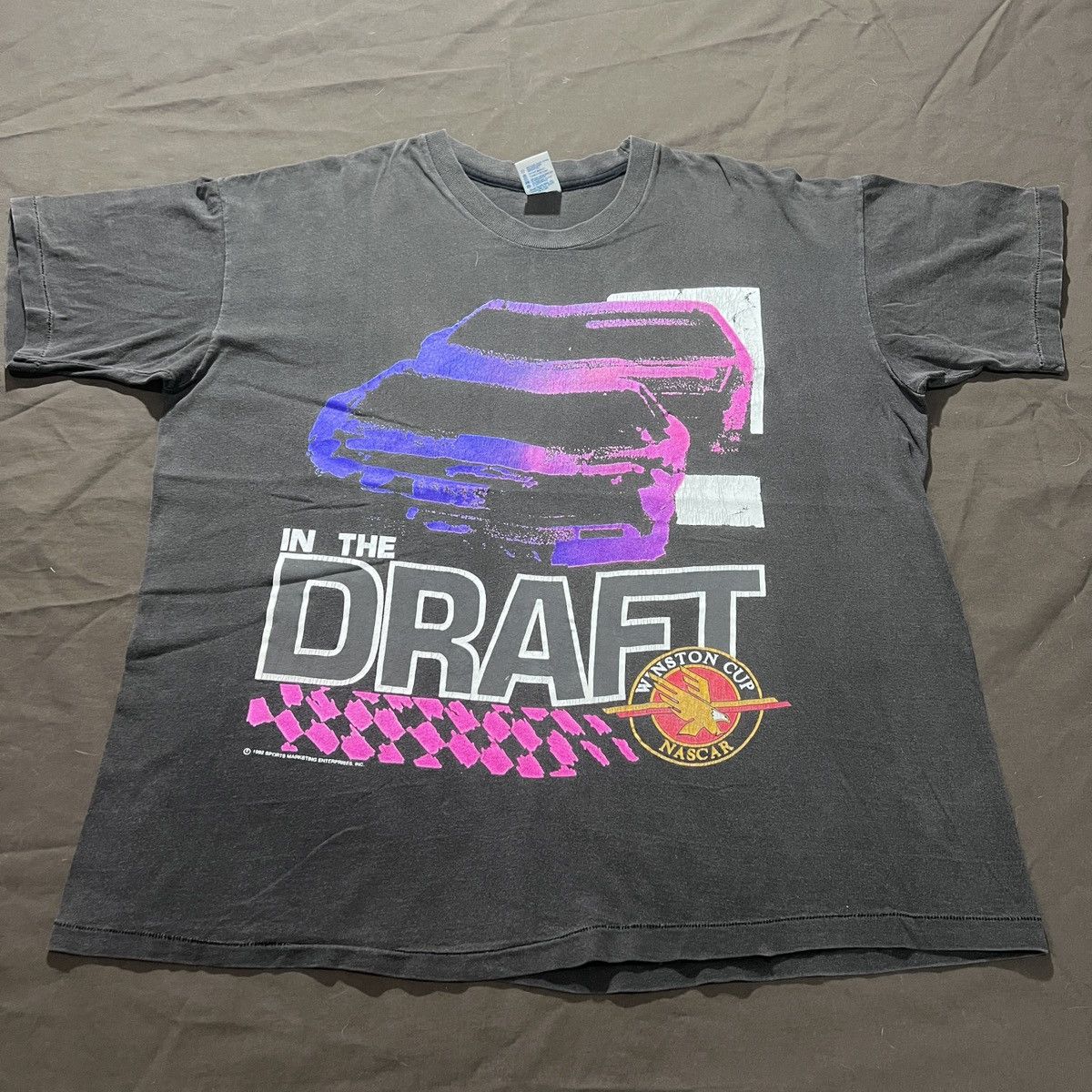Vintage Vintage 90s NASCAR Winston Cup In The Draft Promo Tee Faded Size US XL / EU 56 / 4 - 1 Thumbnail