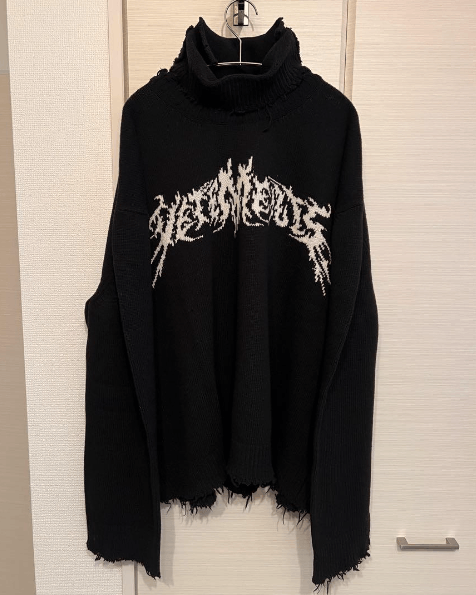 image of Vetements 21Aw Metal Logo High Neck Knit in Black, Men's (Size Small)