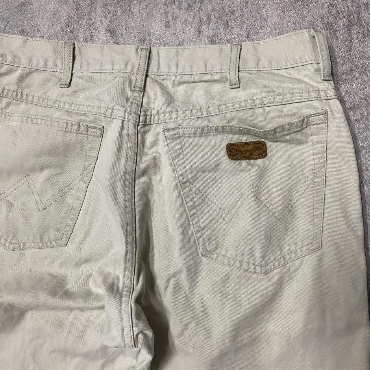 Wrangler Cream Wrangler straight leg jeans jeans Size US 32 / EU 48 - 1 Thumbnail