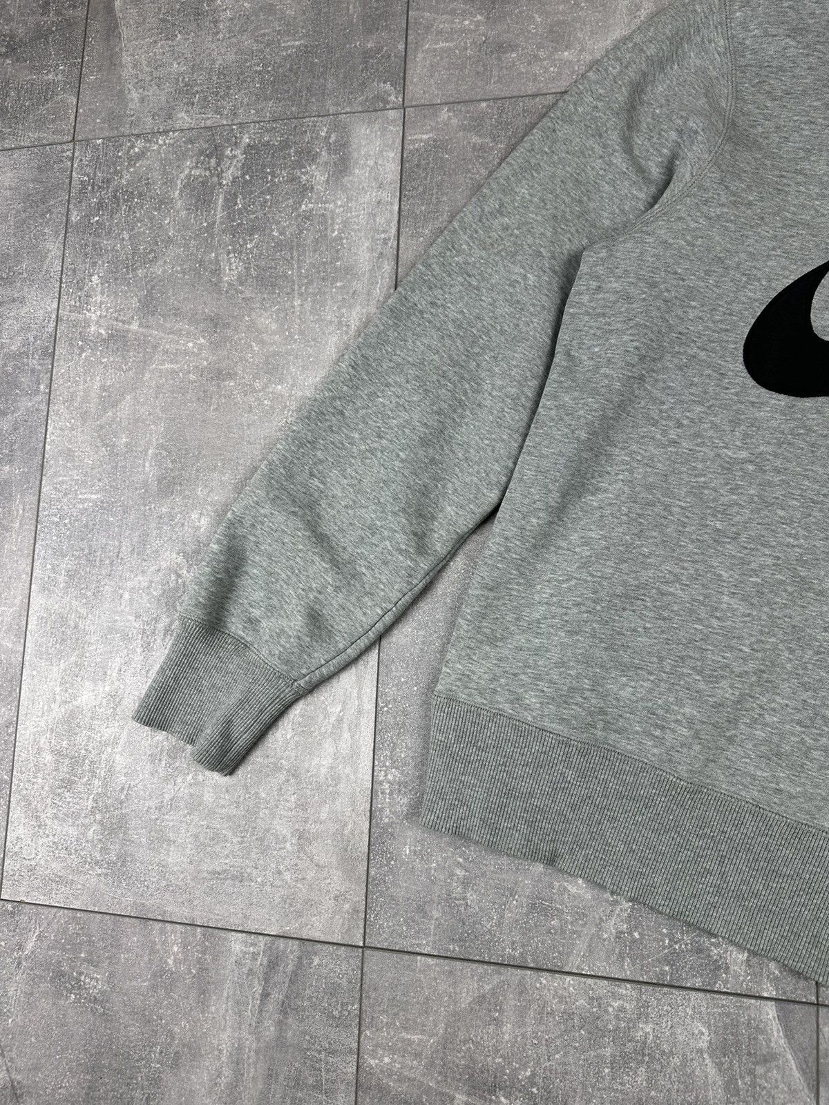Nike Nike Mens Vintage Centr Logo Sweatshirt Size US S / EU 44-46 / 1 - 3 Thumbnail